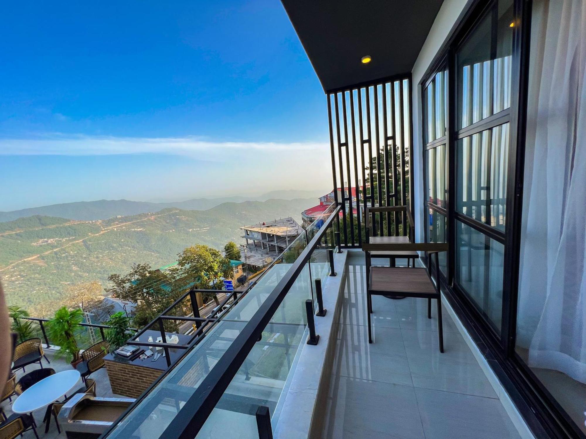 Fiora Hotel Murree Exterior photo